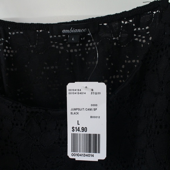 ✿ NWT Little Black Lace Floral Romper ✿ - Picture 4 of 4